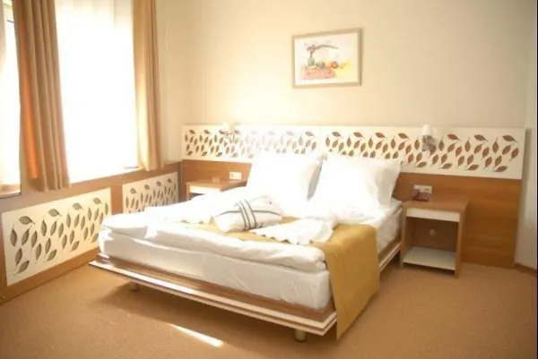 Ragbet فندق إسكيشير